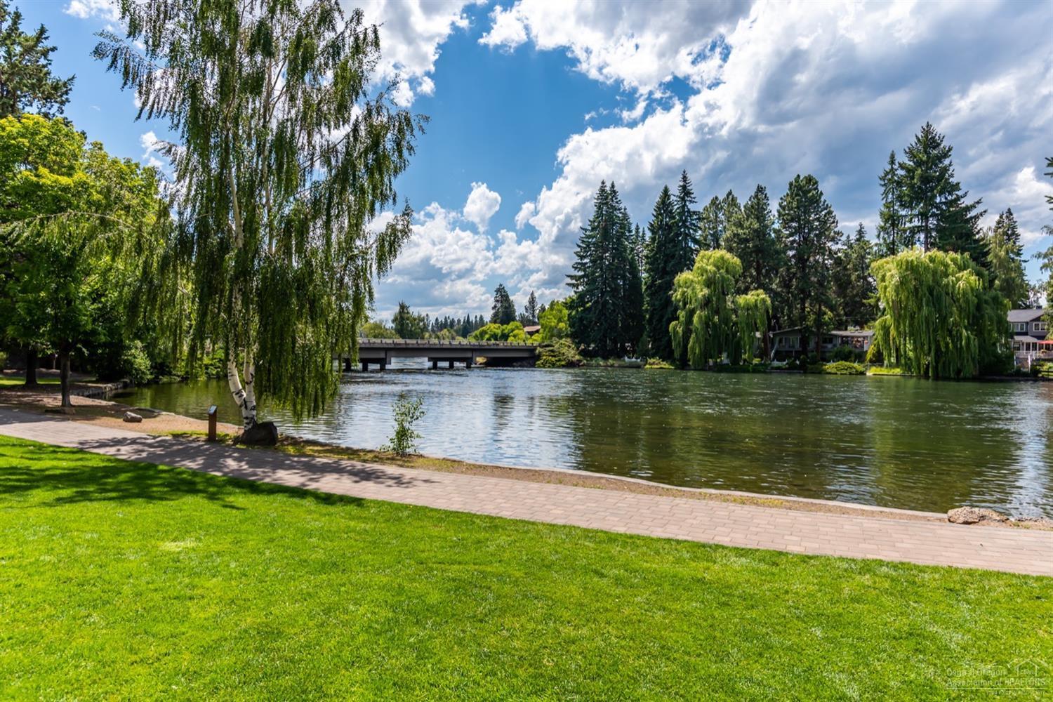 Bend Riverside - Residential