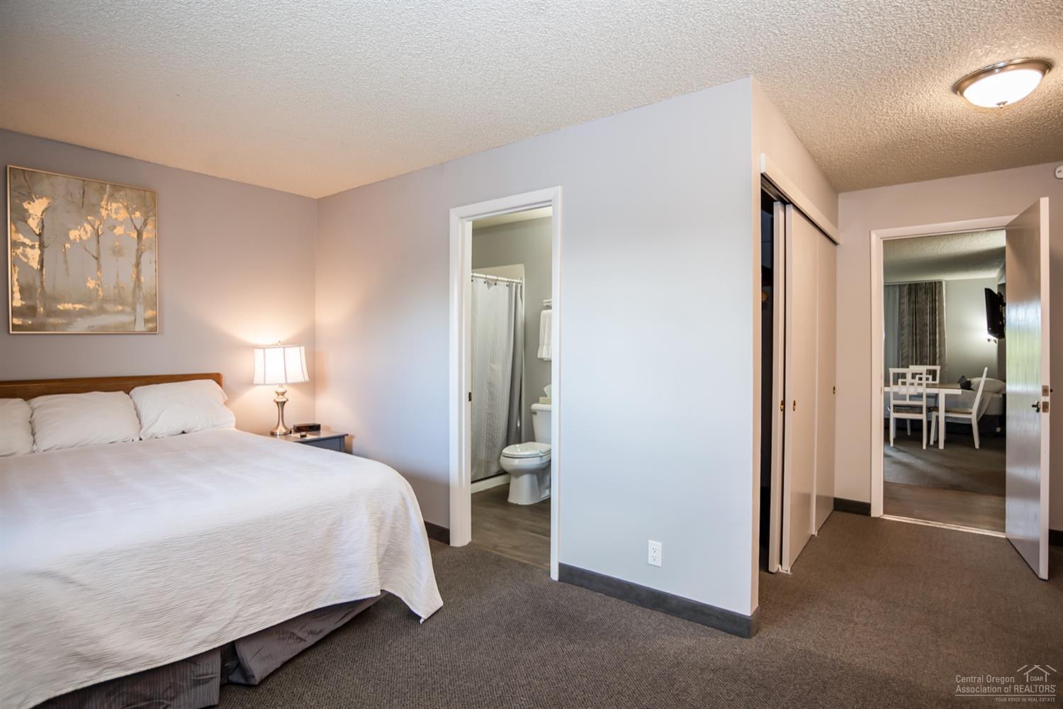 Bend Riverside - Residential