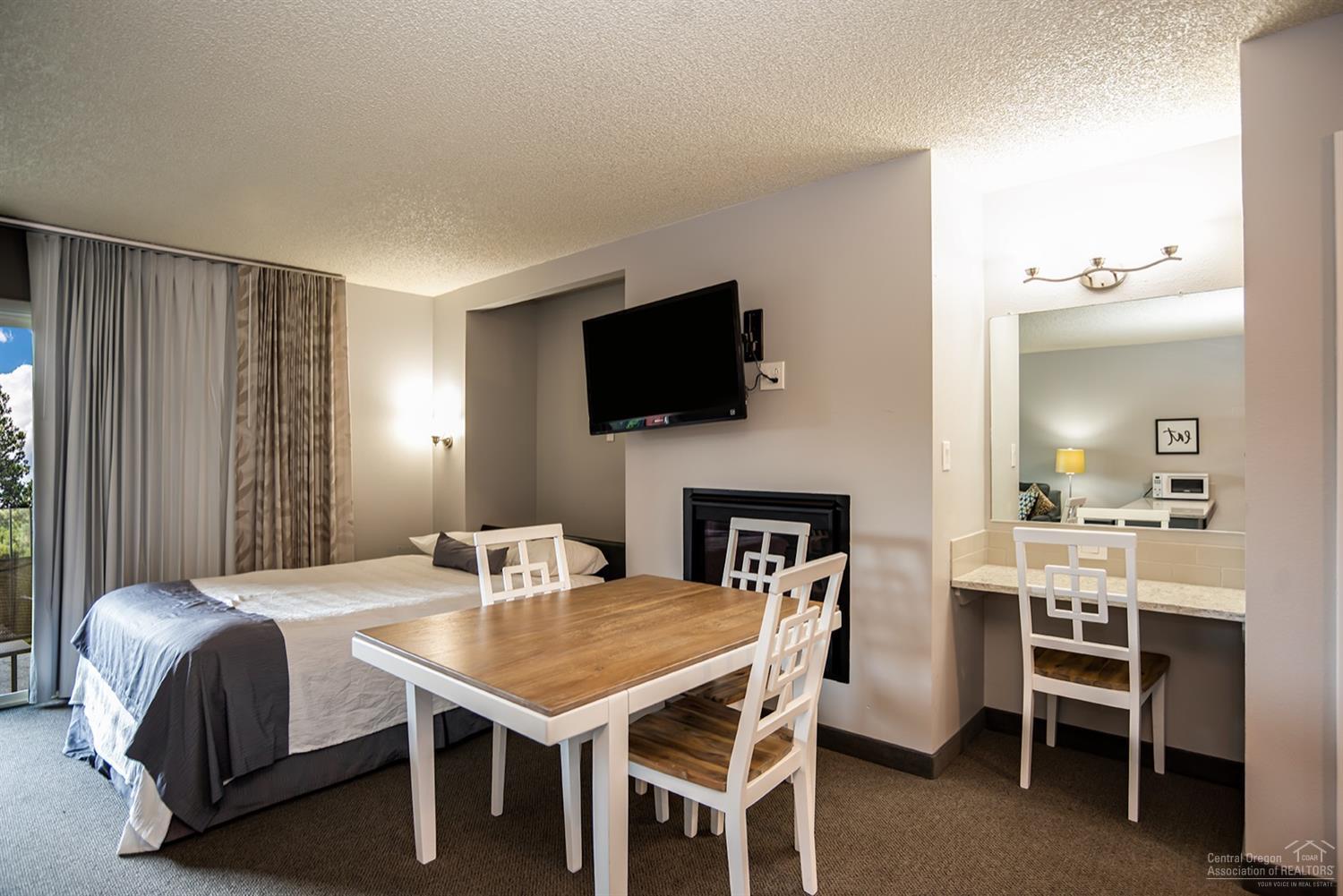 Bend Riverside - Residential