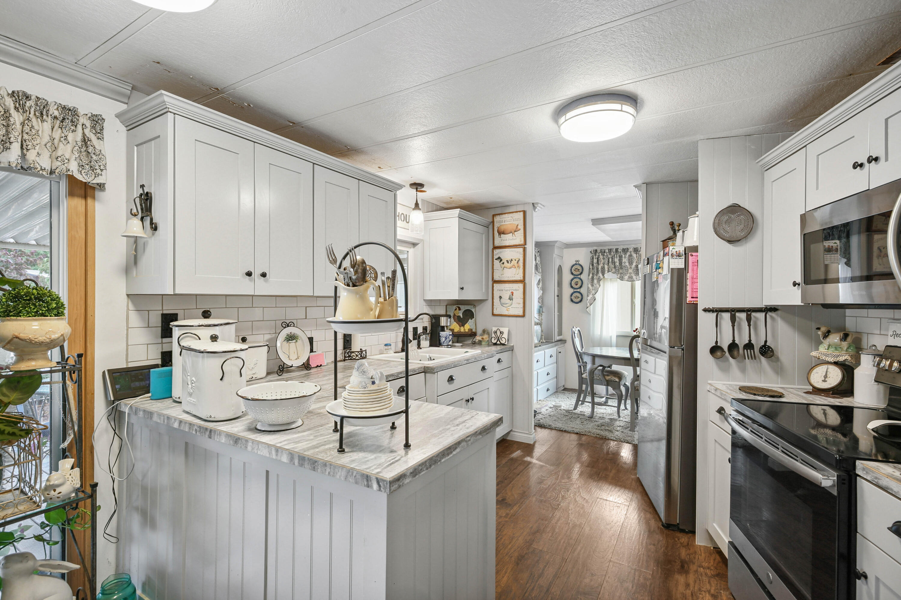 Shady Meadows Tract Unit No I - Residential