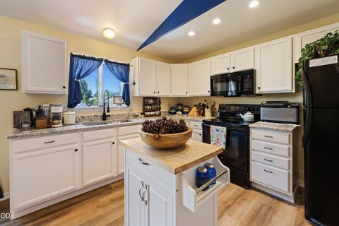 Tiny photo for 1425 SW 31st Street, Redmond, OR 97756 (MLS # 220223212)