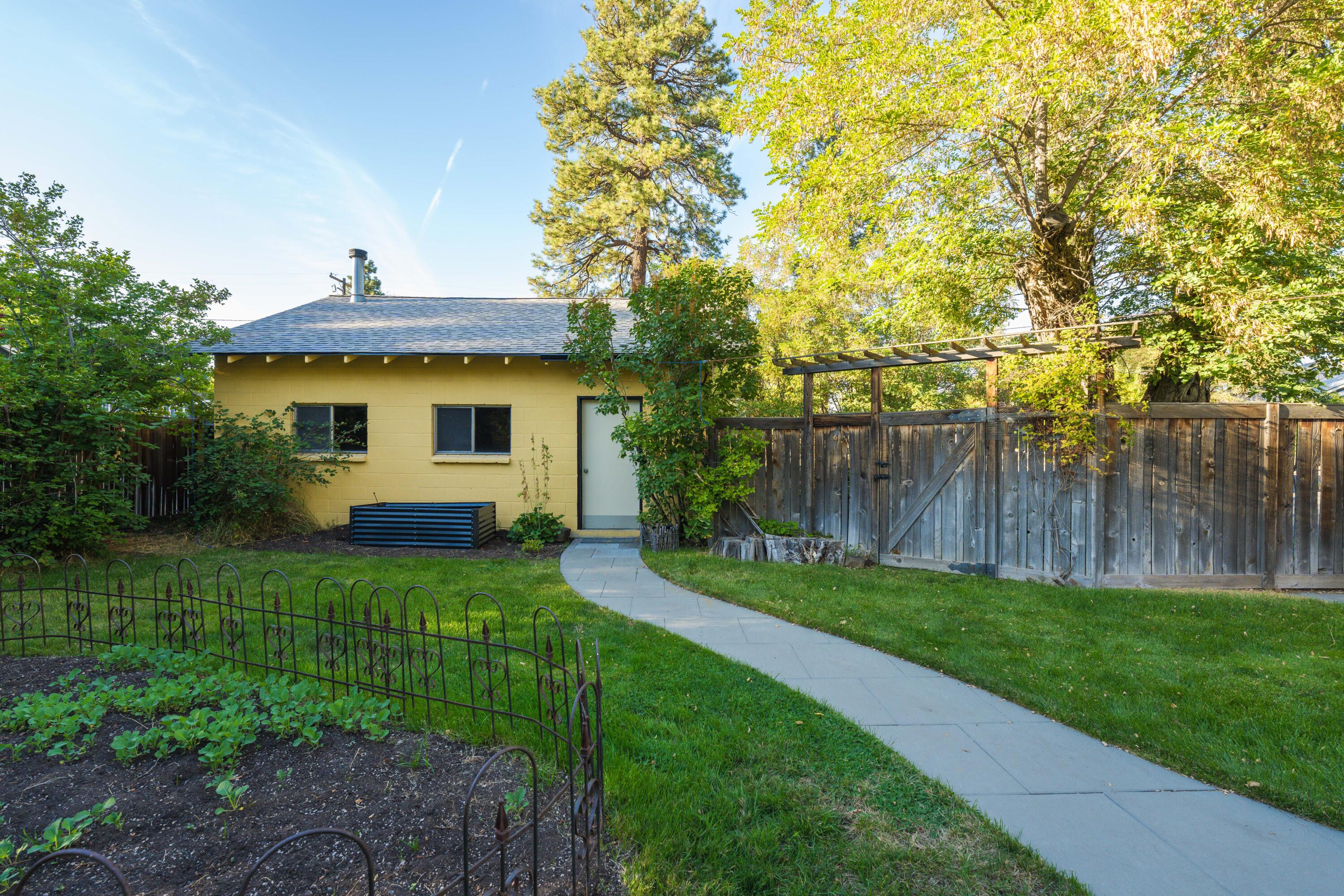 Staats - Residential