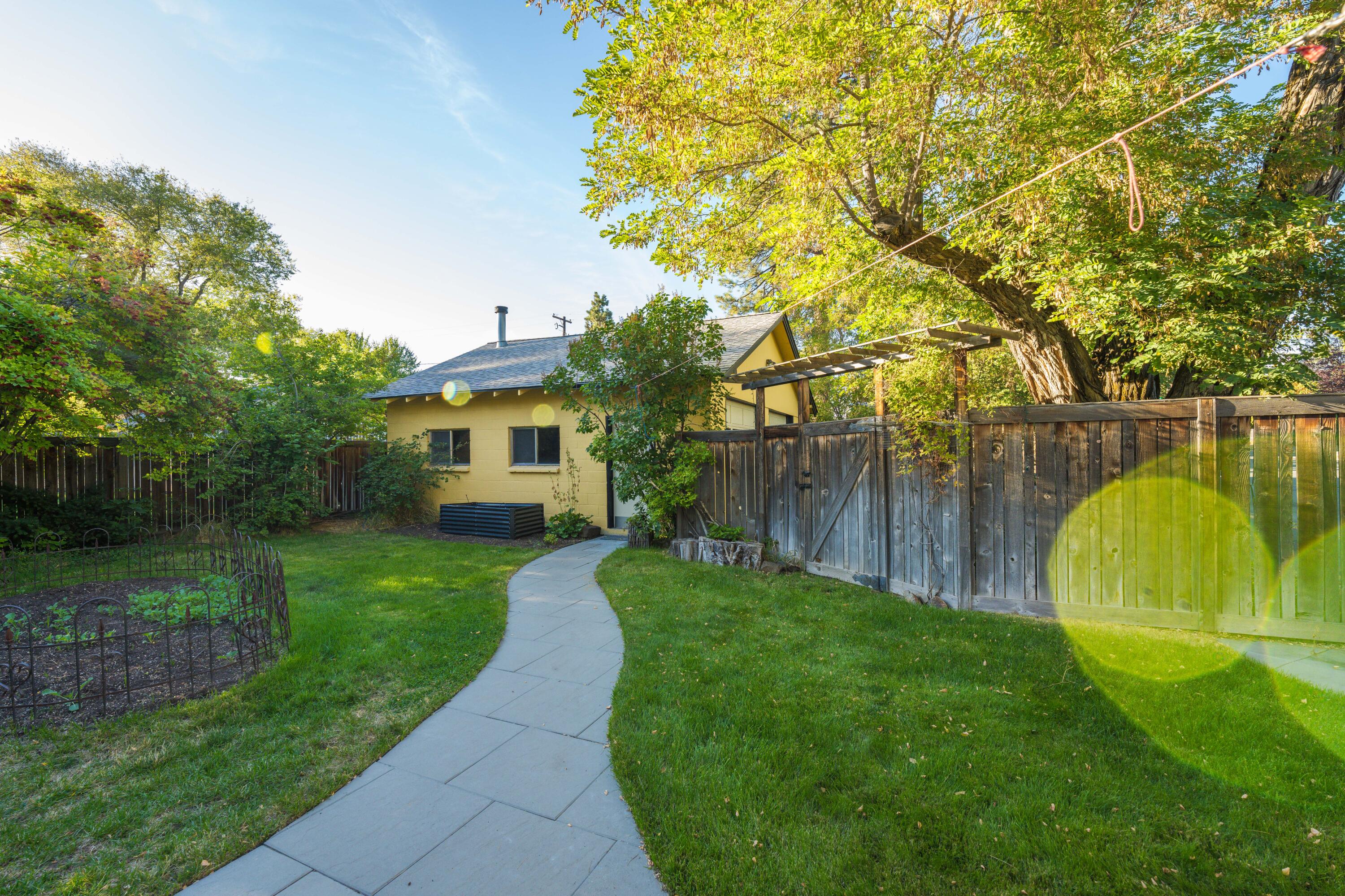 Staats - Residential