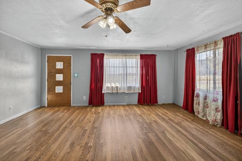 Tiny photo for 3464 NW Rimrock Acres Loop, Prineville, OR 97754 (MLS # 220211163)