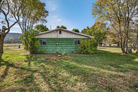 Tiny photo for 3464 NW Rimrock Acres Loop, Prineville, OR 97754 (MLS # 220211163)