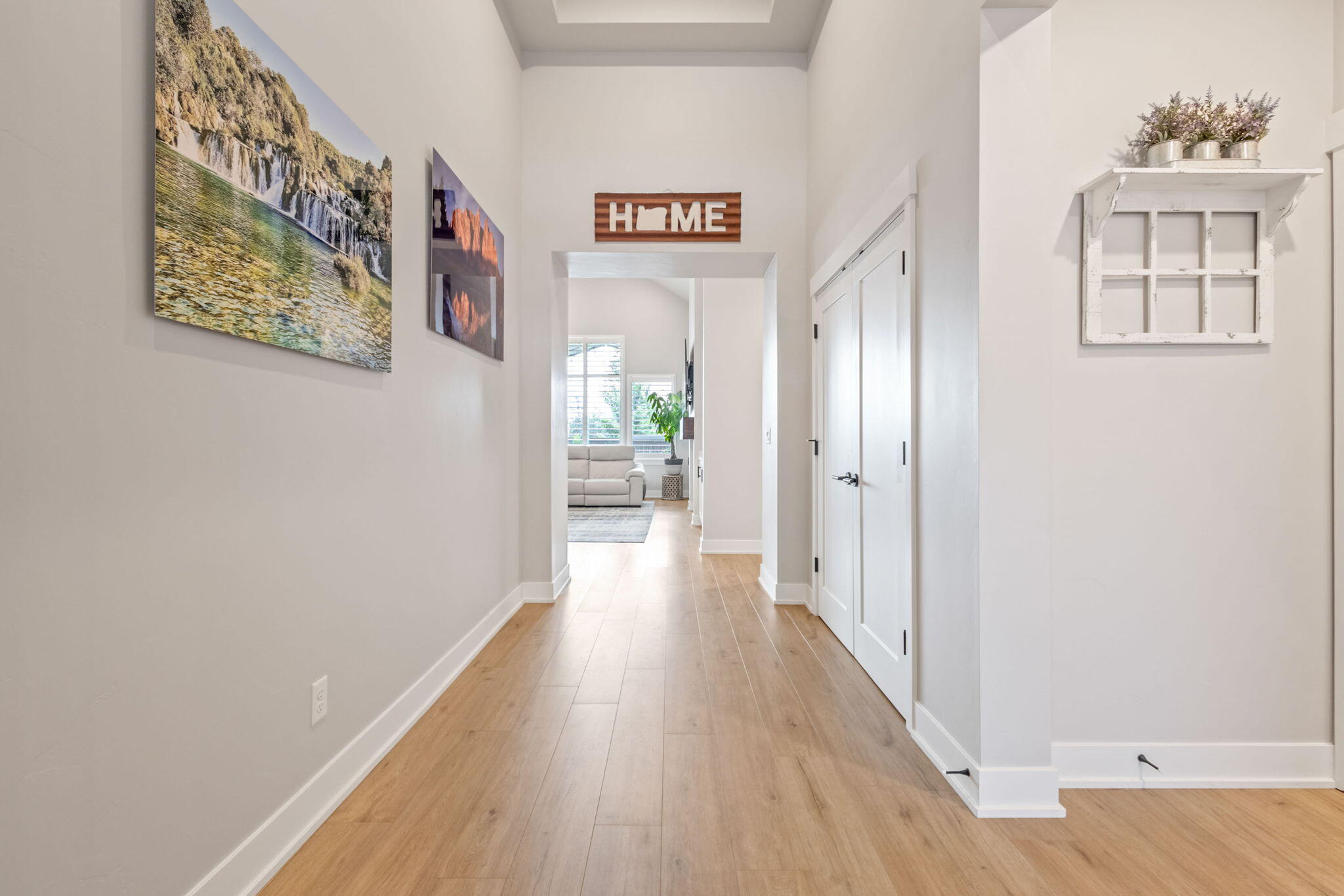 3827 NE Oakside Loop