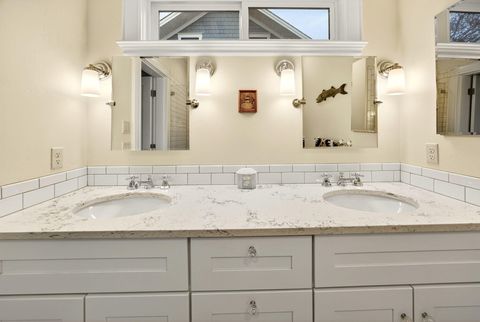 Tiny photo for 156 Van Ness Avenue, Ashland, OR 97520 (MLS # 220214400)