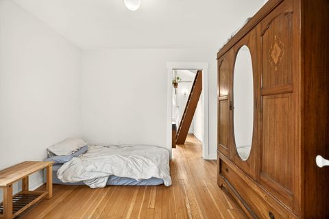 Tiny photo for 156 Van Ness Avenue, Ashland, OR 97520 (MLS # 220214400)