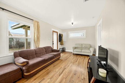 Tiny photo for 156 Van Ness Avenue, Ashland, OR 97520 (MLS # 220214400)