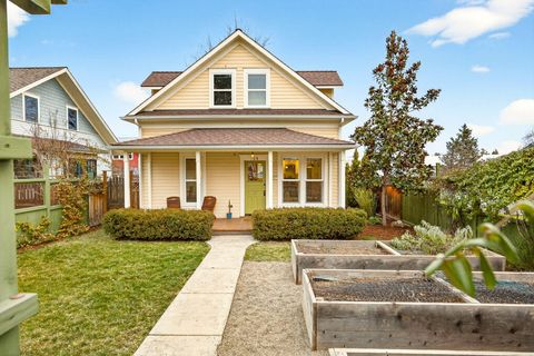 Tiny photo for 156 Van Ness Avenue, Ashland, OR 97520 (MLS # 220214400)