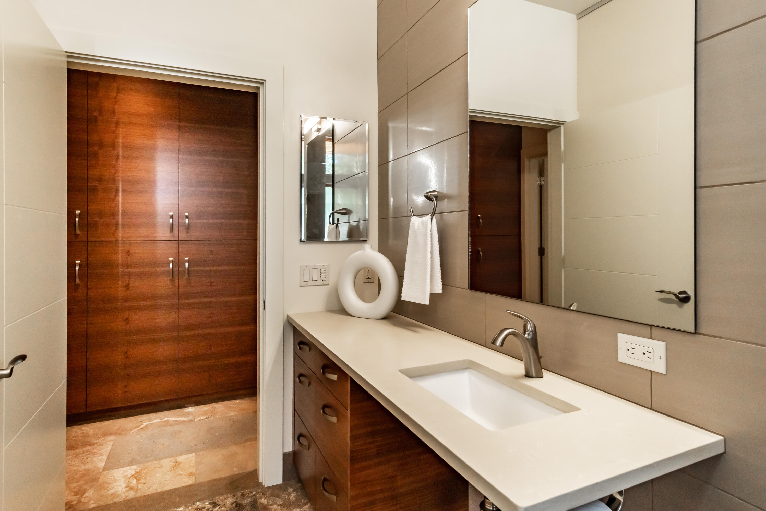 North Rim - Residential