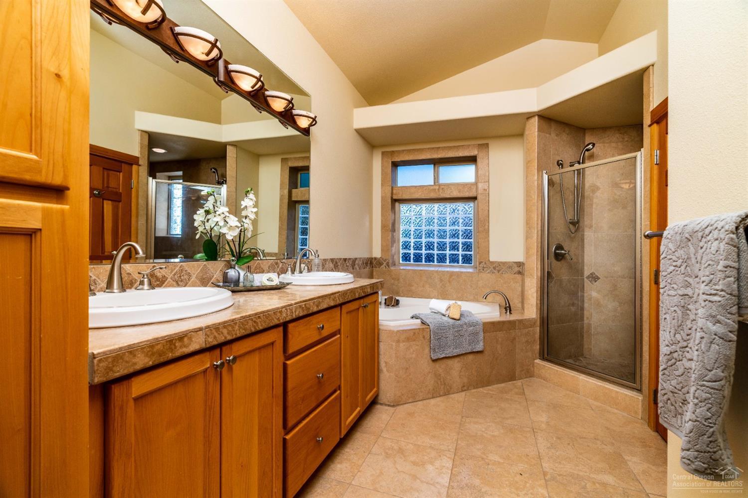 Majestic Ridge - Residential