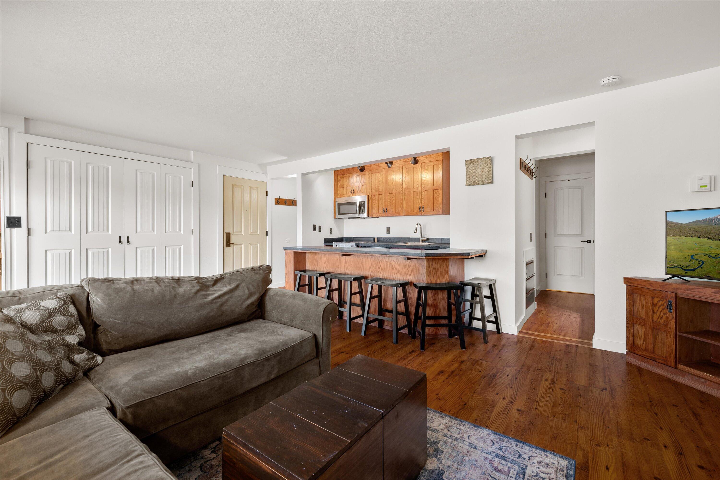 Inn Of The 7th - Residential