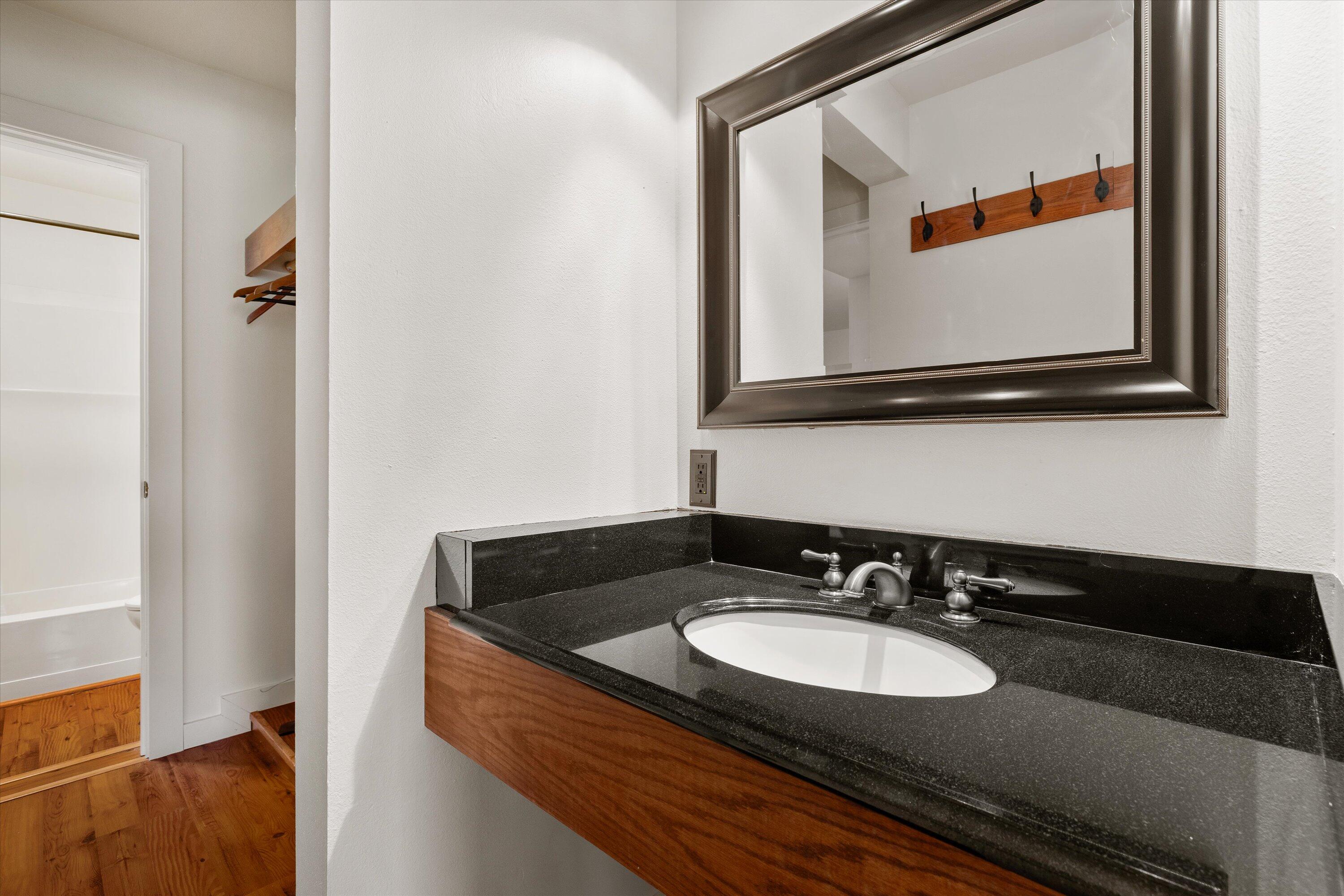 Inn Of The 7th - Residential