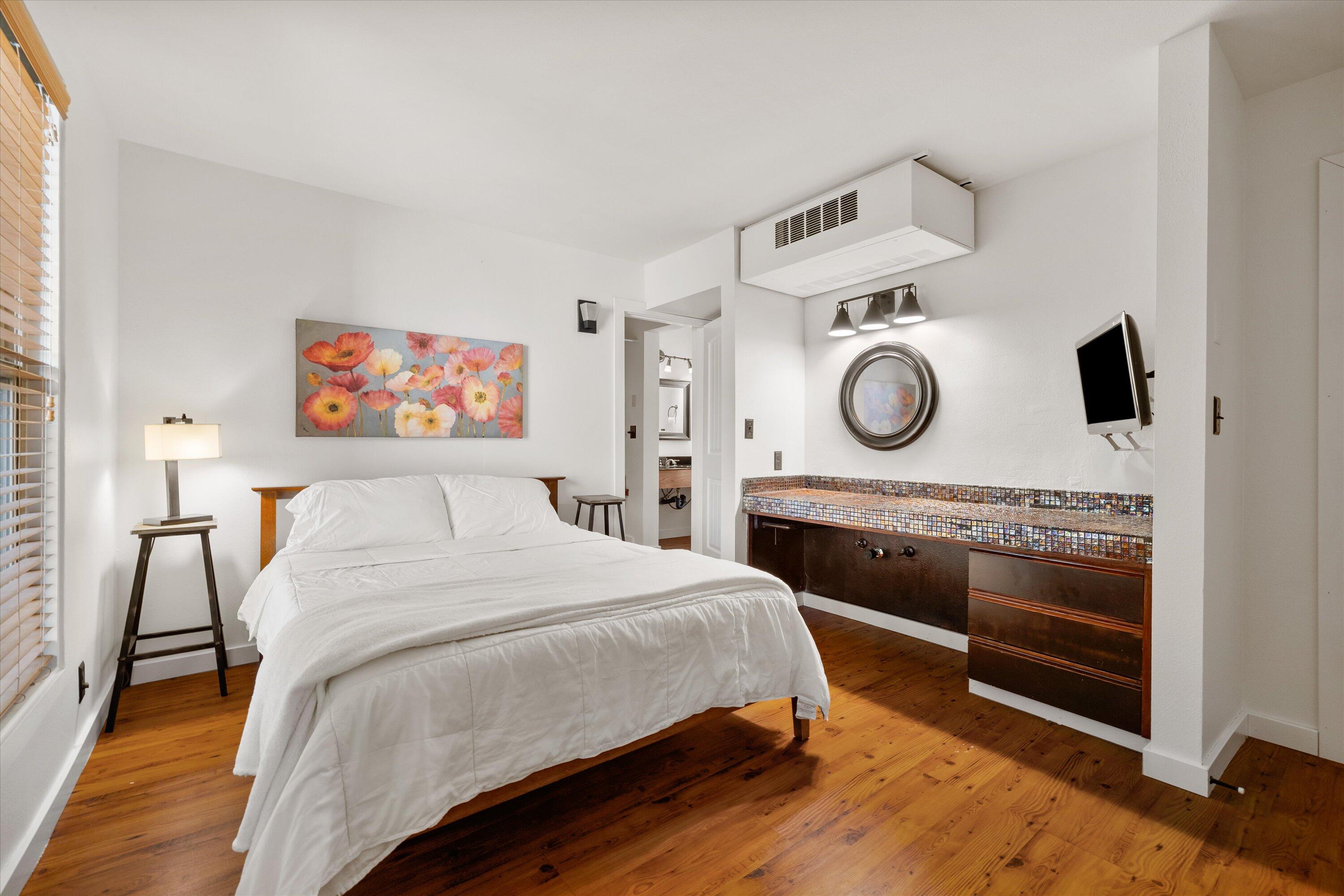 Inn Of The 7th - Residential