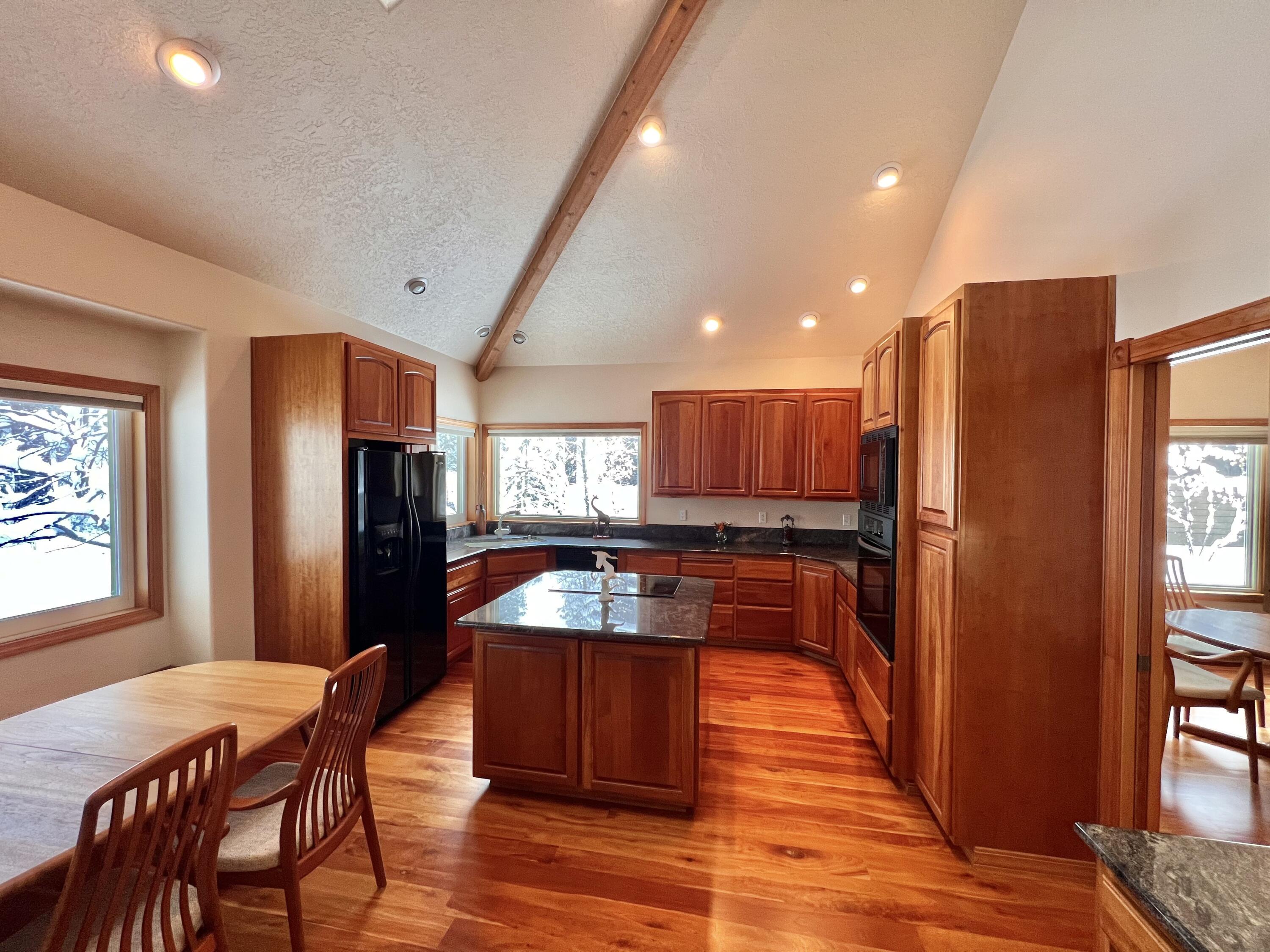 7th Mtn Golf Village - Residential