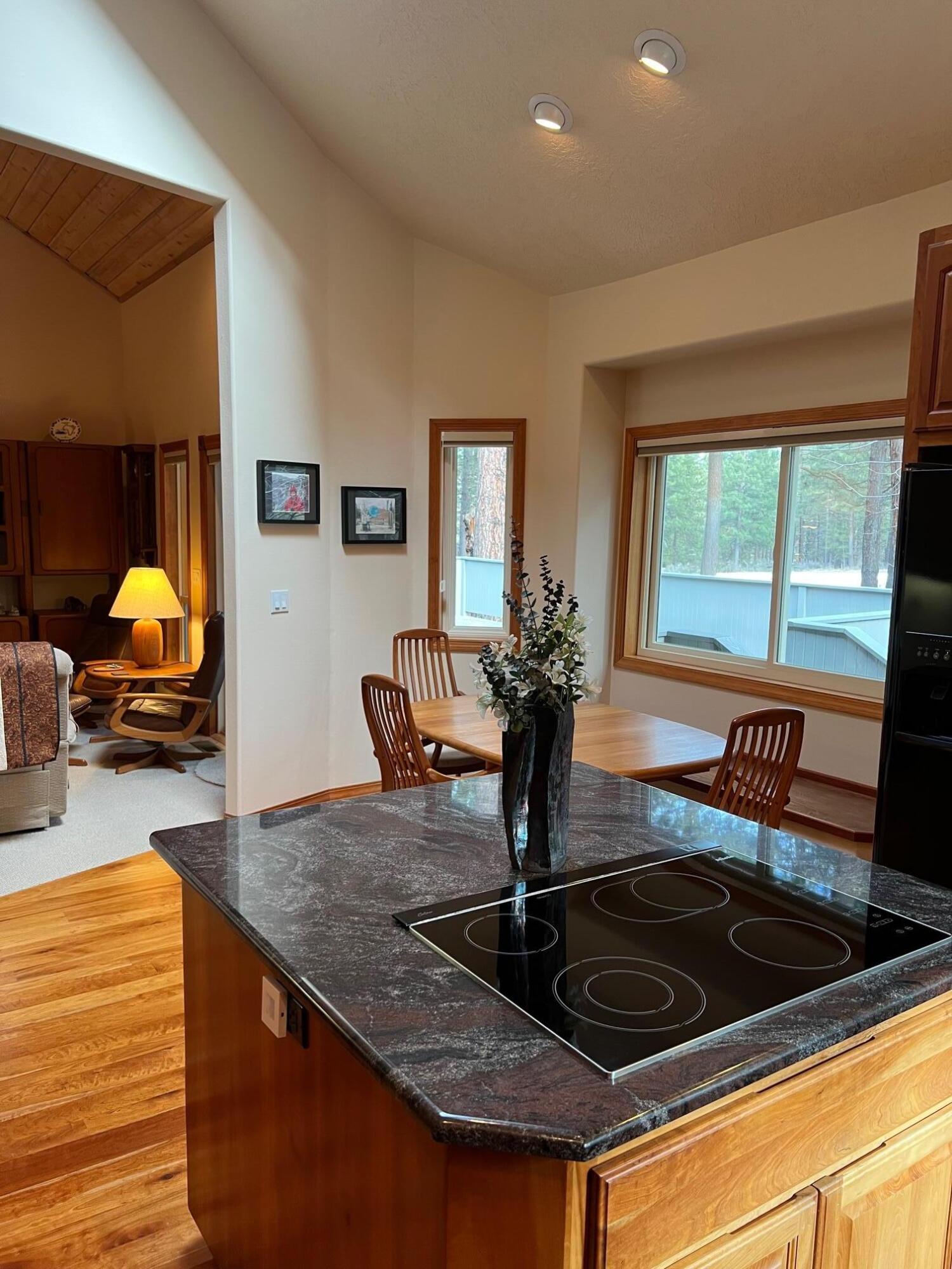 7th Mtn Golf Village - Residential