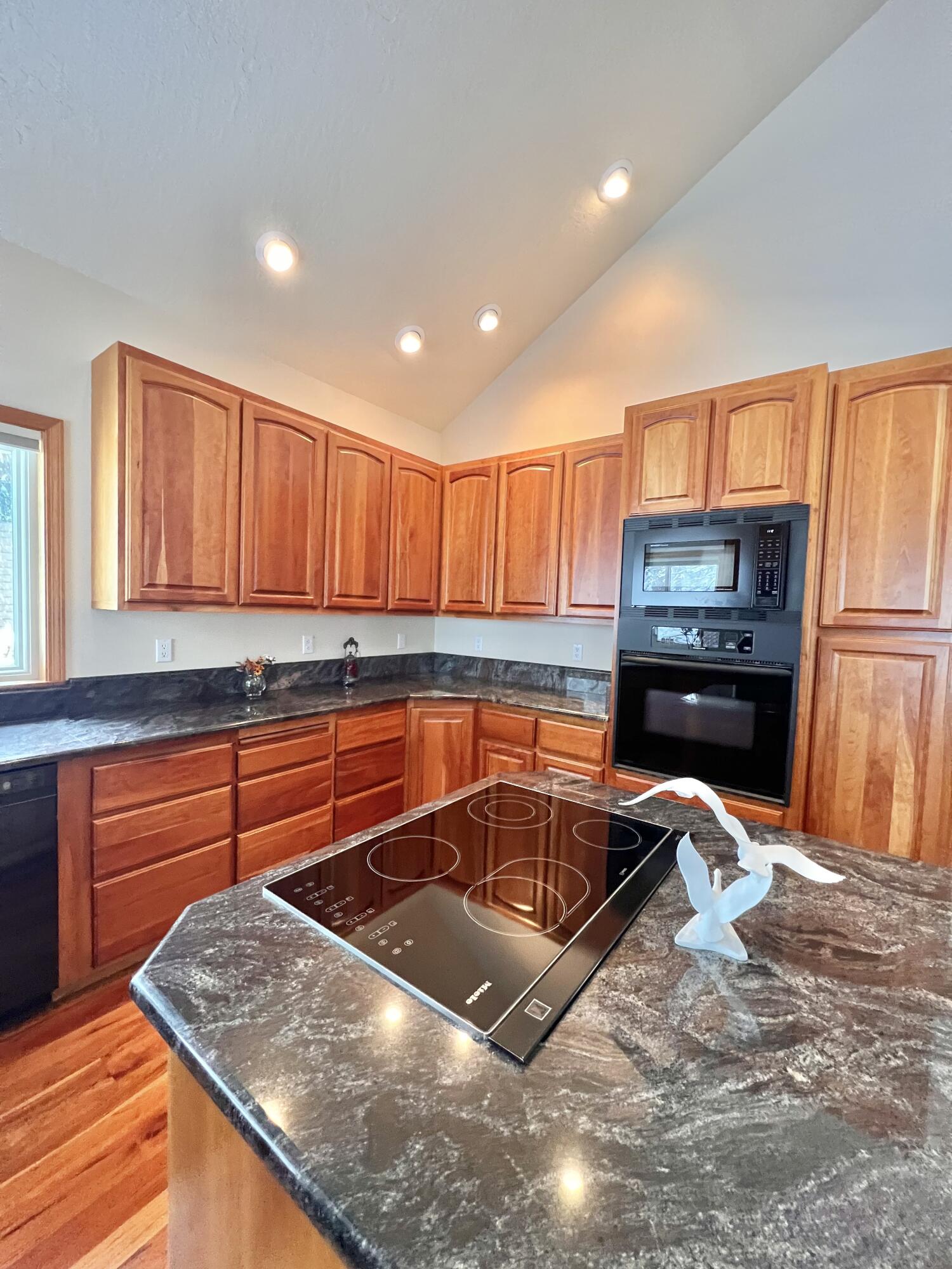 7th Mtn Golf Village - Residential