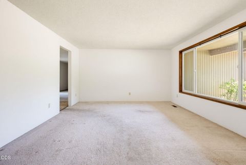 Tiny photo for 2533 Tahitian Avenue, Medford, OR 97504 (MLS # 220223457)