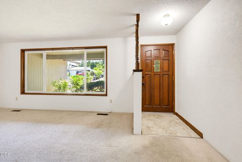 Tiny photo for 2533 Tahitian Avenue, Medford, OR 97504 (MLS # 220223457)