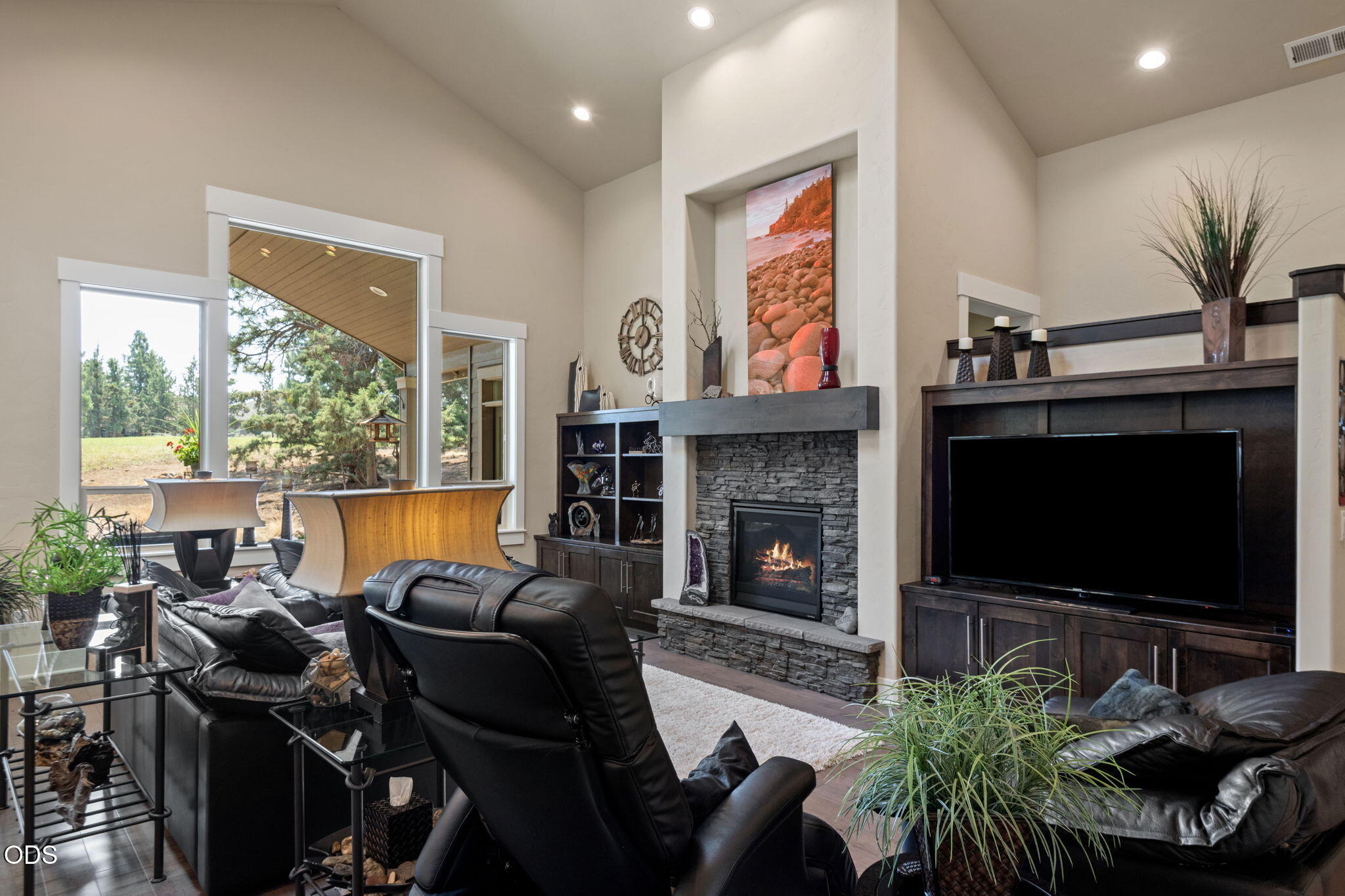 2541 NW Pine Terrace Drive