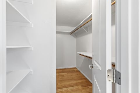 Tiny photo for 2864 Hawaiian Avenue, Medford, OR 97504 (MLS # 220217830)