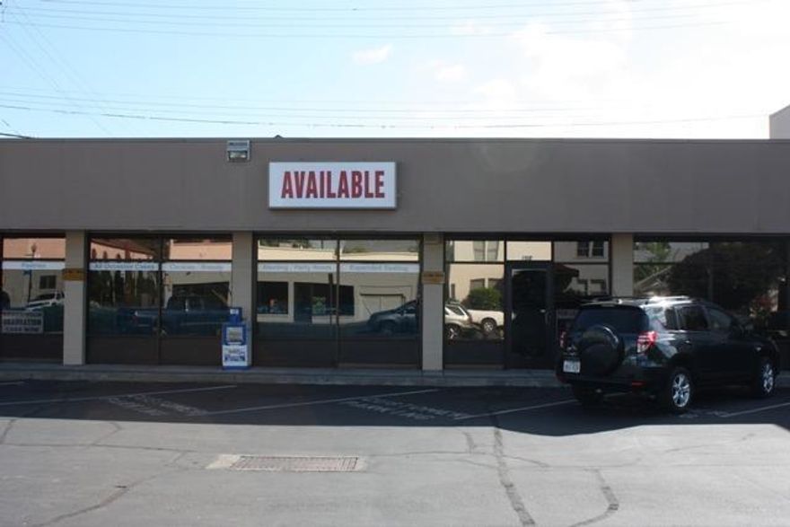 Great Location downtown Medford. Located on the corner of 8th and Grape. High traffic count and great visibility. Office or retail. Competitive lease rate. Has off street parking!