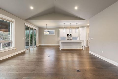 Tiny photo for 3127 NW Hidden Ridge Drive, Bend, OR 97703 (MLS # 220212287)