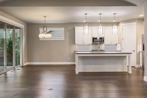 Tiny photo for 3127 NW Hidden Ridge Drive, Bend, OR 97703 (MLS # 220212287)