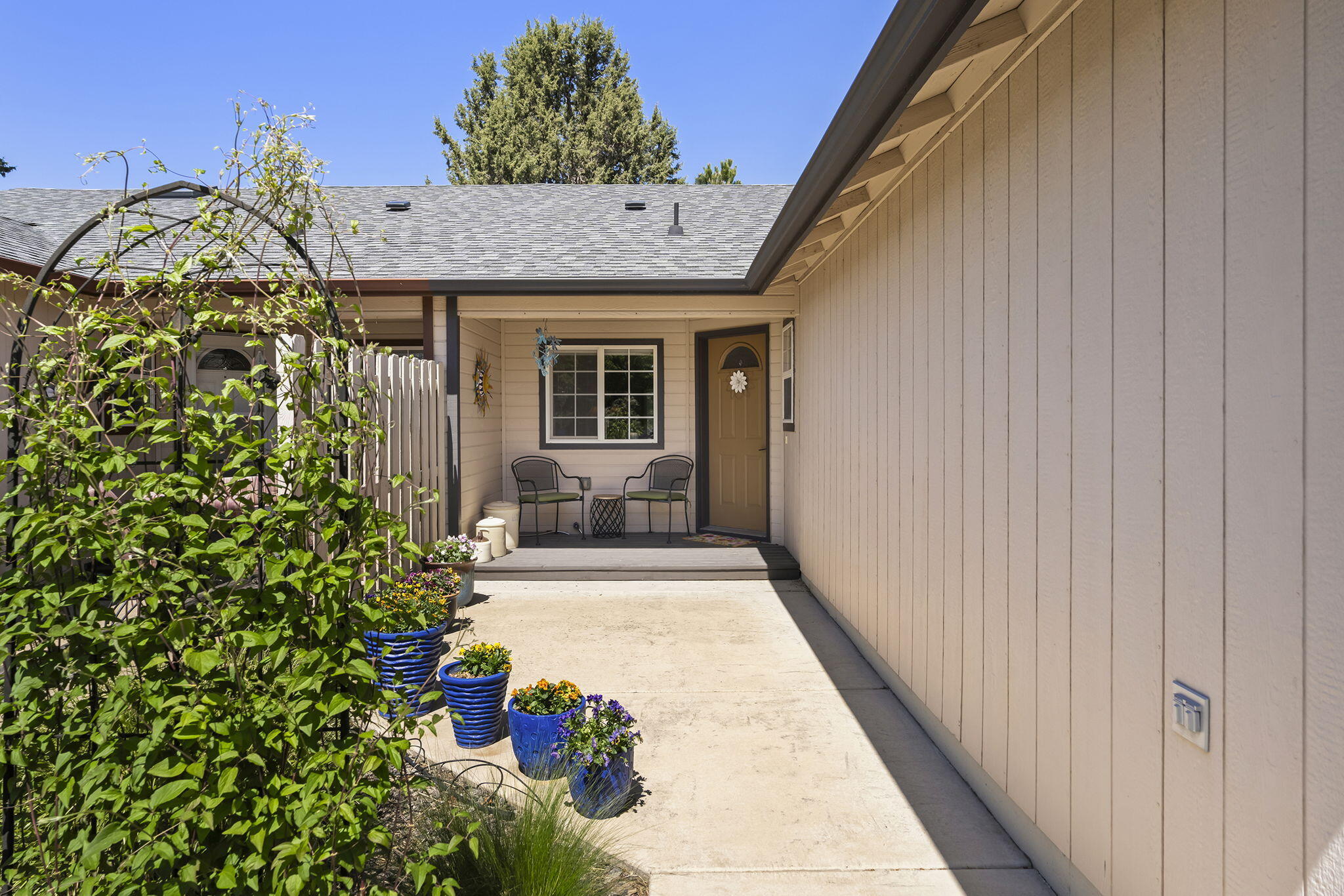 3601 SW SW Bobby Jones Court