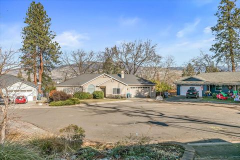 Tiny photo for 780 Oakway Circle, Ashland, OR 97520 (MLS # 220213353)