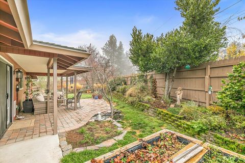 Tiny photo for 780 Oakway Circle, Ashland, OR 97520 (MLS # 220213353)