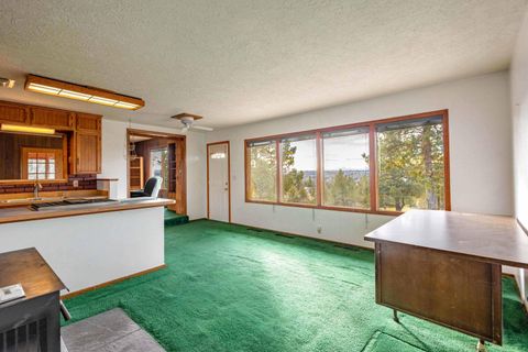 Tiny photo for 402 Claremont Drive, Madras, OR 97741 (MLS # 220213002)