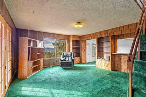 Tiny photo for 402 Claremont Drive, Madras, OR 97741 (MLS # 220213002)