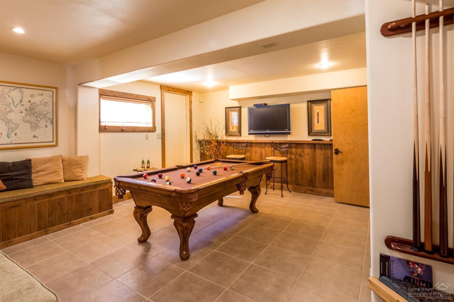 Fairway Crest Village - Residential