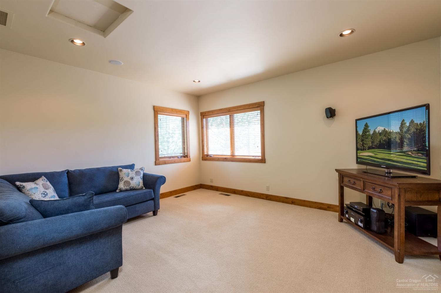 Fairway Crest Village - Residential