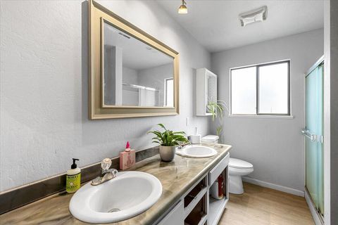 Tiny photo for 2587 Woodland Park Road, Grants Pass, OR 97527 (MLS # 220214321)