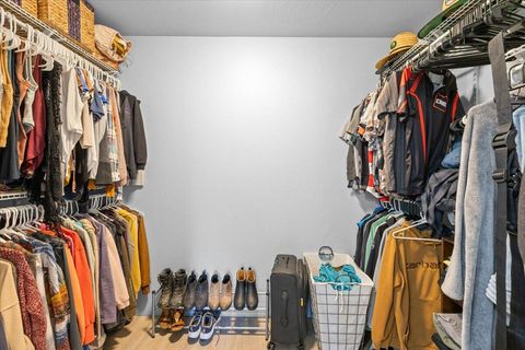 Tiny photo for 2587 Woodland Park Road, Grants Pass, OR 97527 (MLS # 220214321)