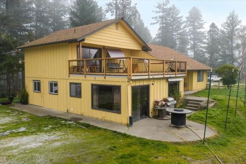 Tiny photo for 2587 Woodland Park Road, Grants Pass, OR 97527 (MLS # 220214321)