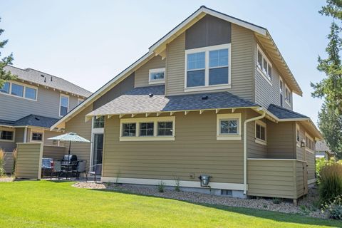 Tiny photo for 250 Split Rail Lane, Redmond, OR 97756 (MLS # 220212008)