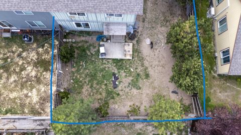 Tiny photo for 813 SE Kierra Place, Madras, OR 97741 (MLS # 220220110)