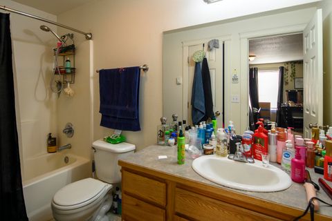 Tiny photo for 813 SE Kierra Place, Madras, OR 97741 (MLS # 220220110)