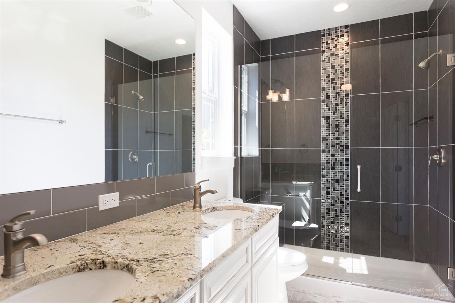 Ni Lah Sha Village - Residential