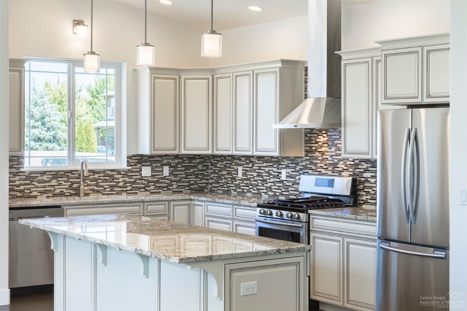 Ni Lah Sha Village - Residential