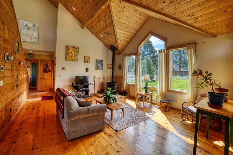 Metolius Meadows - Residential