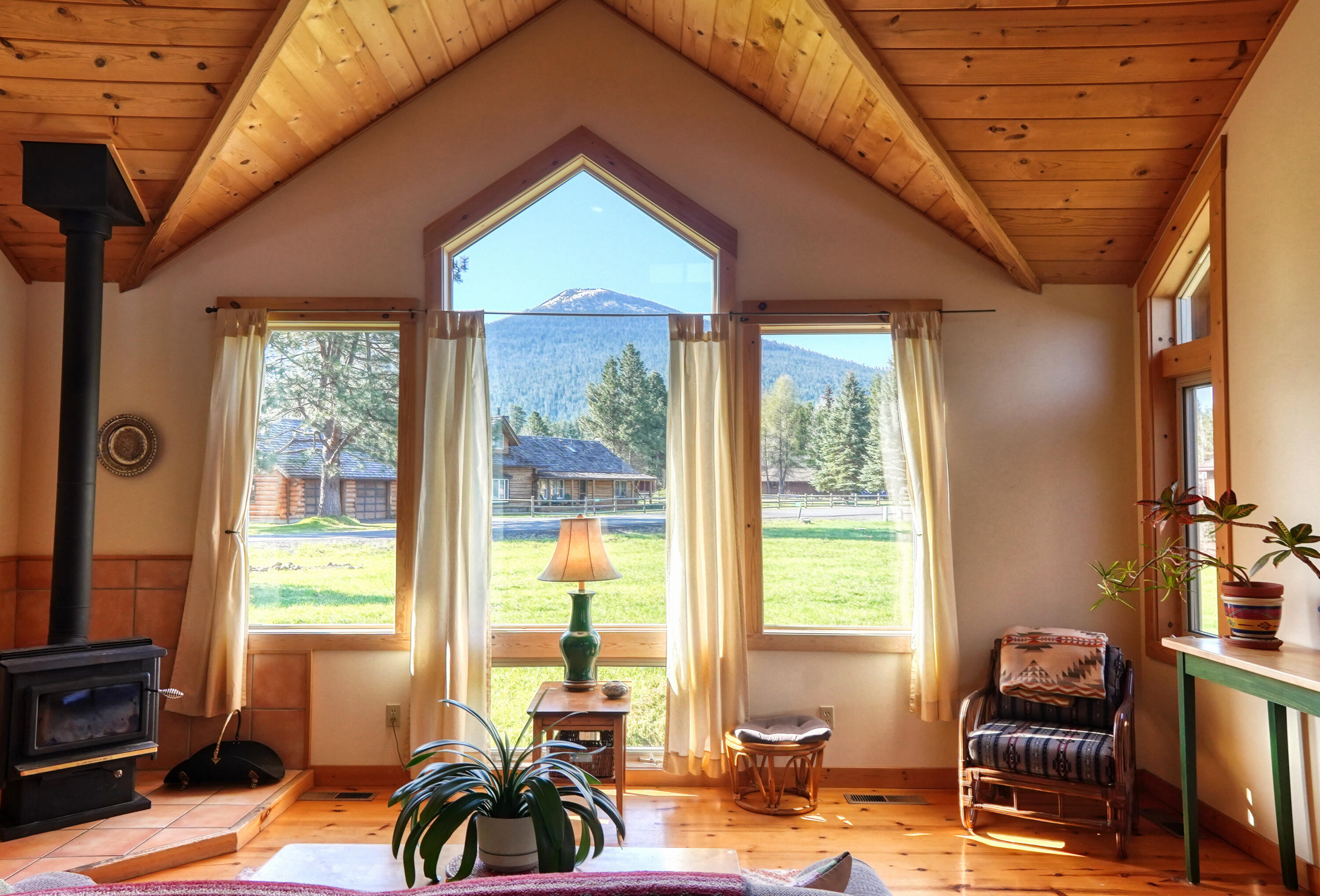 Metolius Meadows - Residential