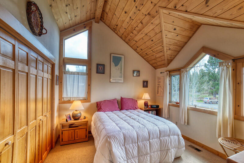 Metolius Meadows - Residential