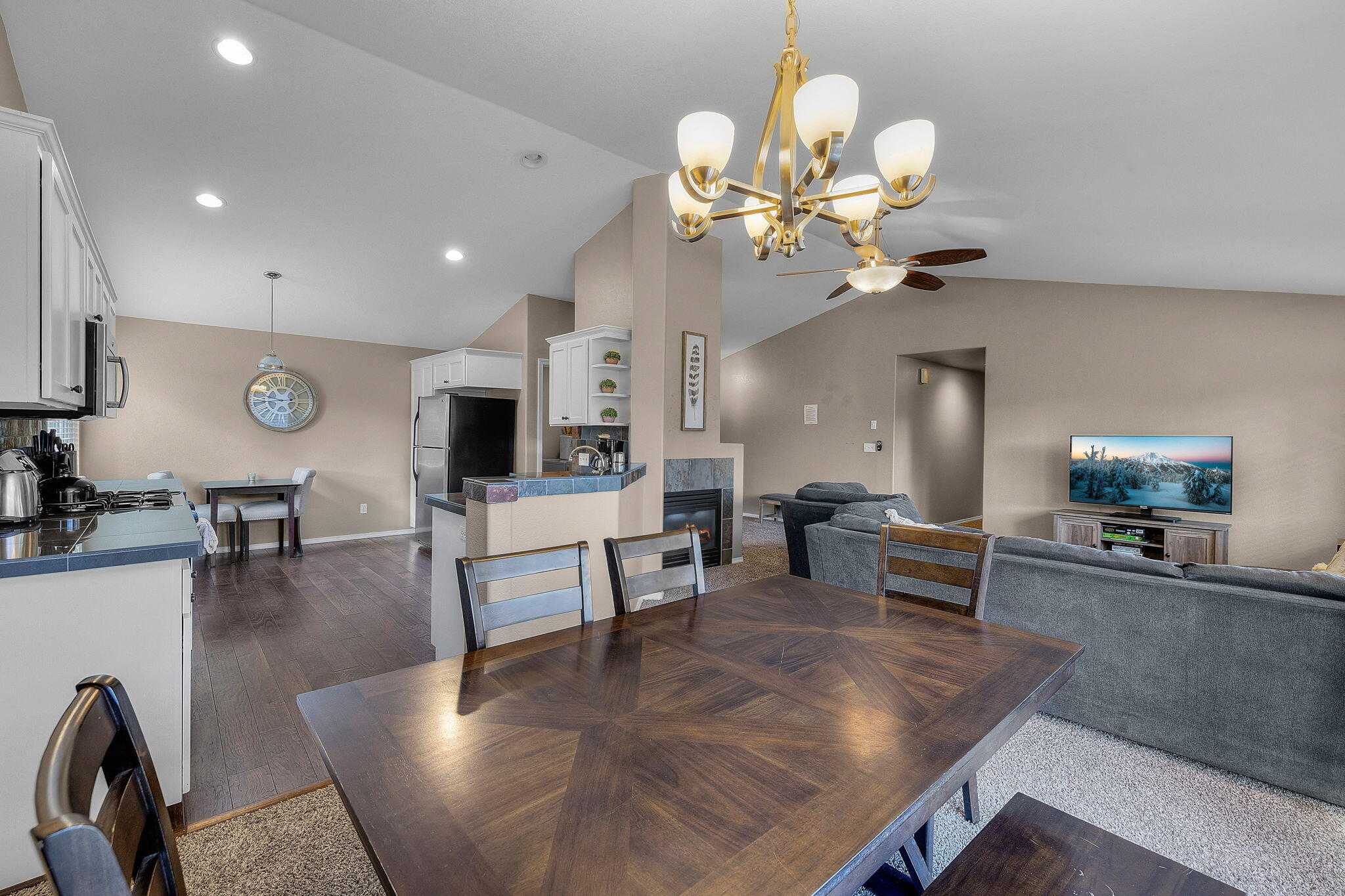 Elkhorn Estates - Residential