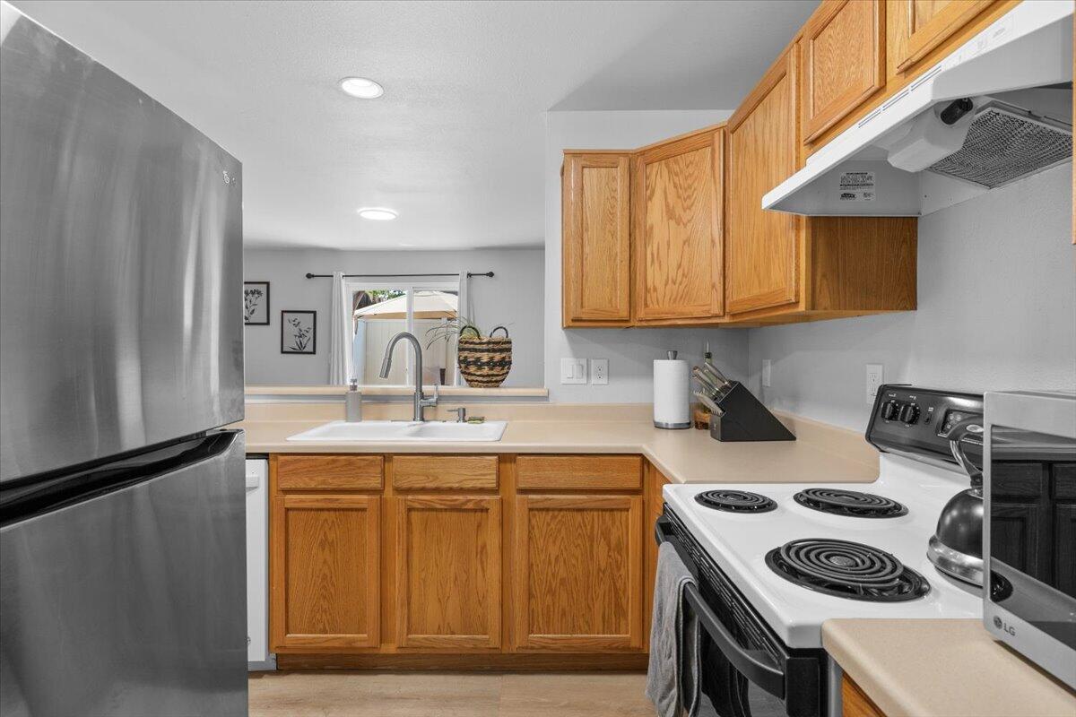 Townhomes At Oak Court Phases 1, 2, 3And 4 - Residential