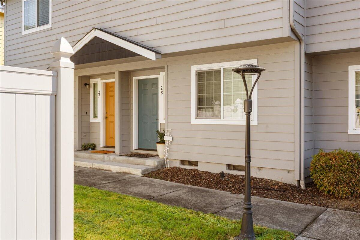 Townhomes At Oak Court Phases 1, 2, 3And 4 - Residential